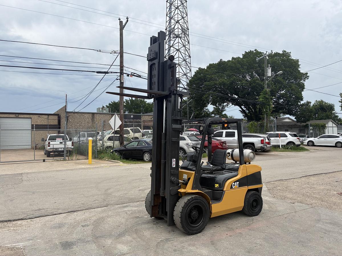 Used 2023 CAT GP35N5