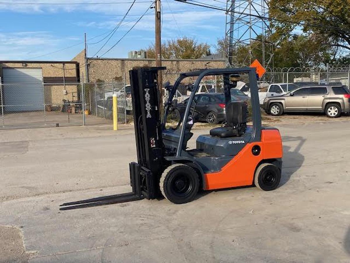 Used 2019 Toyota 8FDU25