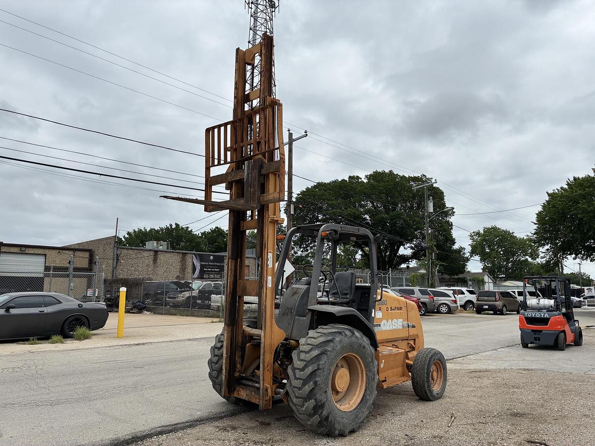 Used 2006 CASE 586G 6000 LBS