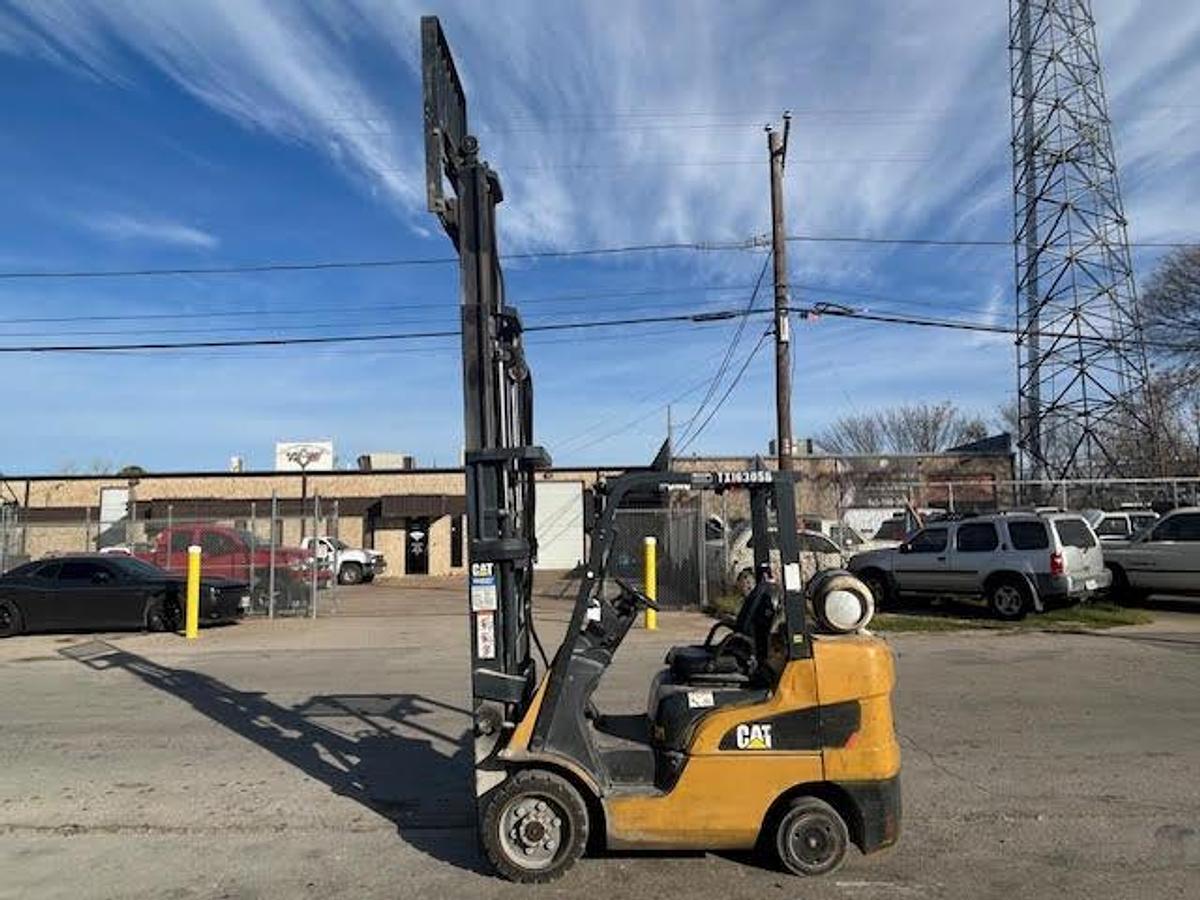 Used 2017 CAT 2C6000