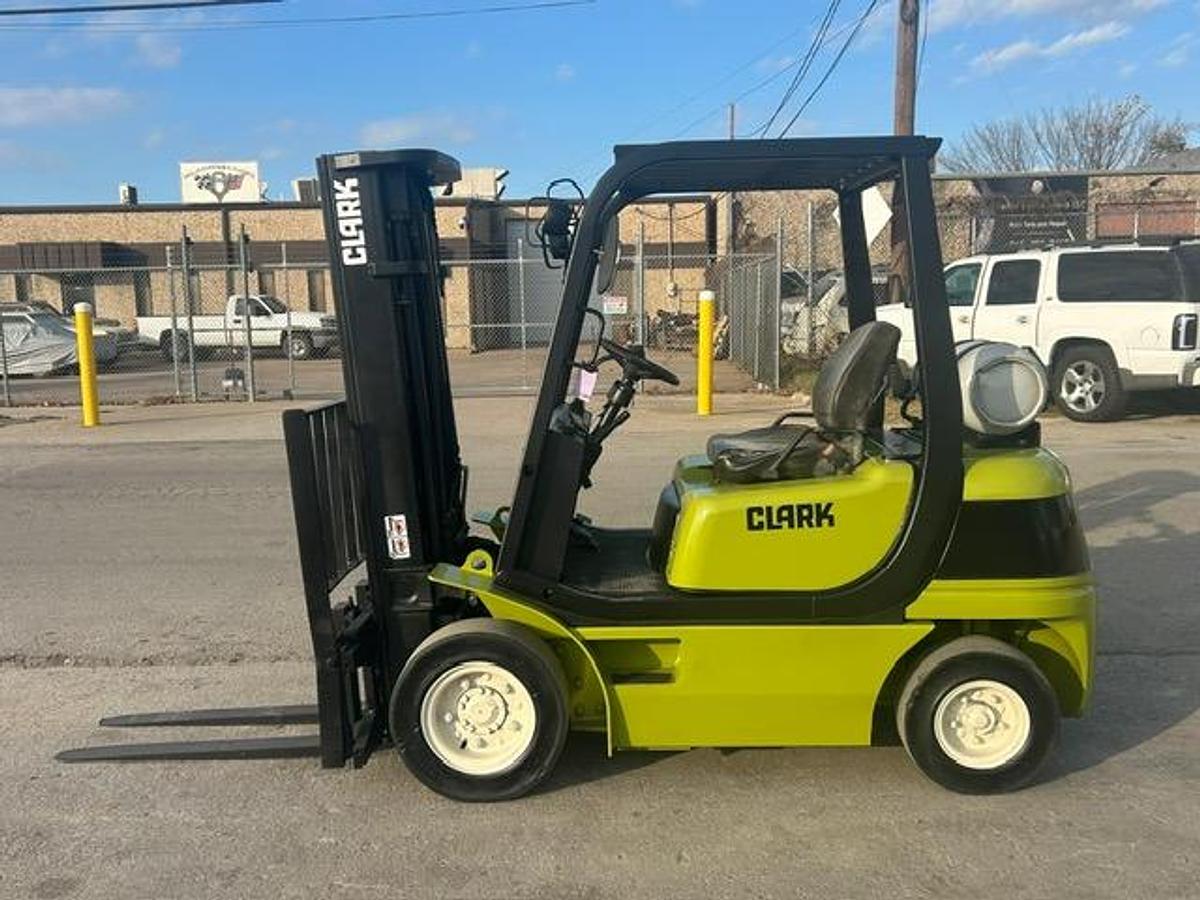 Used 2012 CLARK CQ25