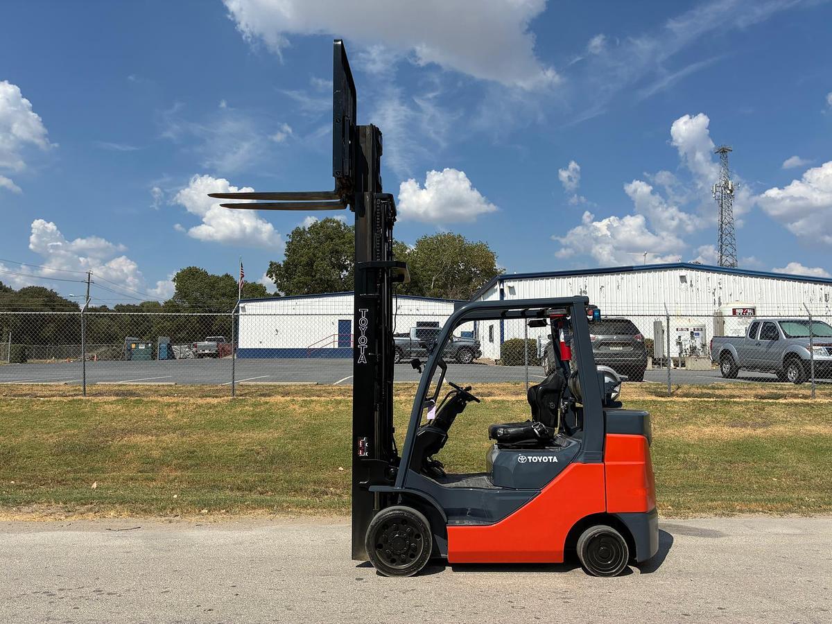 Used 2020 TOYOTA 8FGCU30