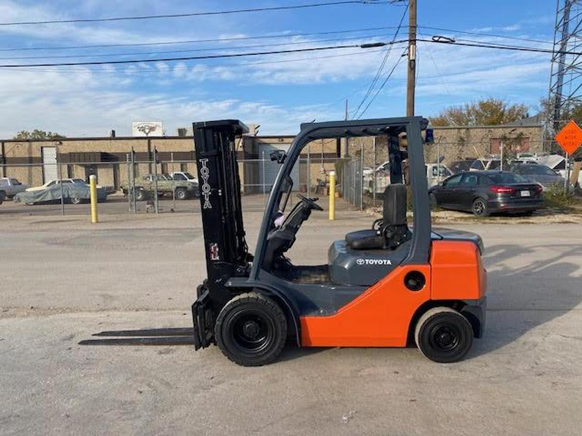 Used 2019 Toyota 8FDU25