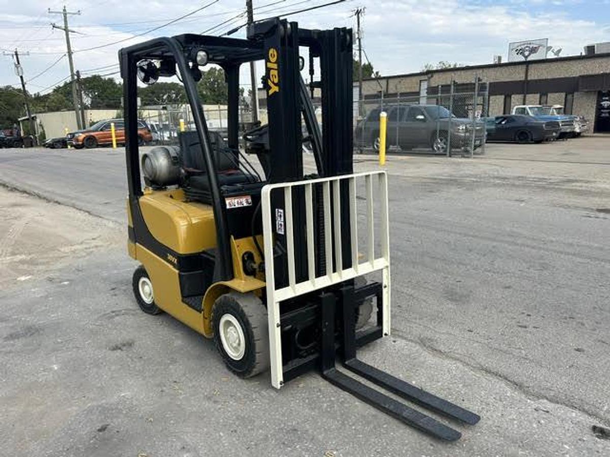 Used 2017 YALE GLP030VXNRAE084
