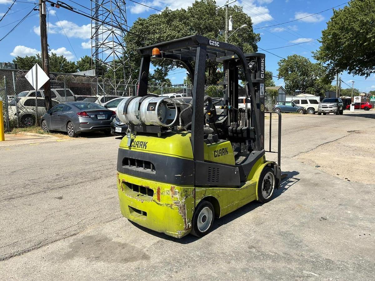 Used 2014 CLARK C25CL