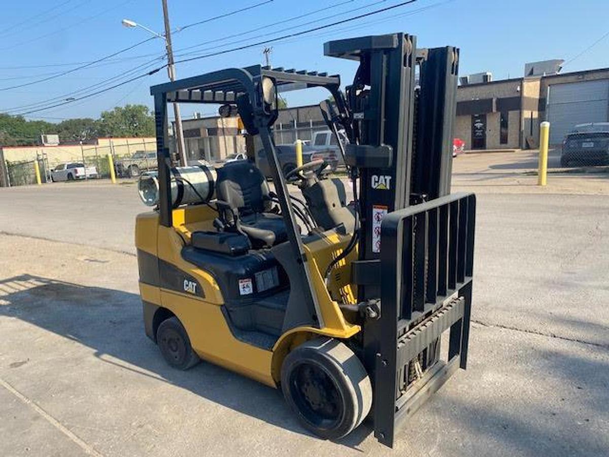 Used 2014 CAT Lift Trucks 2C6000