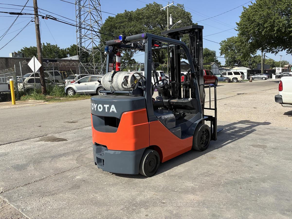 Used 2021 TOYOTA 8FGCU30