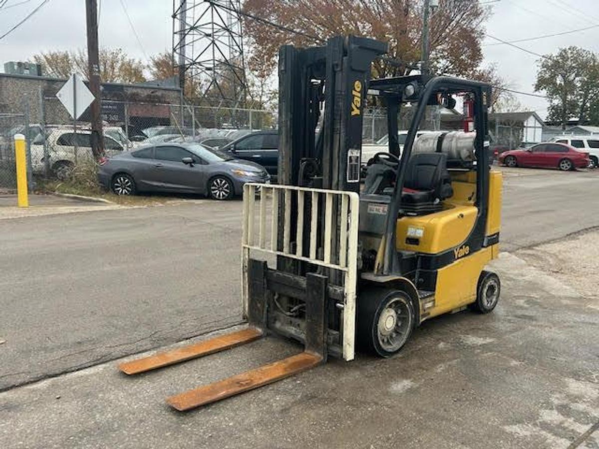 Used 2020 Yale GLC080VXNKAE094 8000lbs
