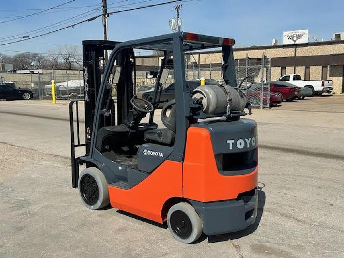 Used 2016 Toyota 8FGCU25