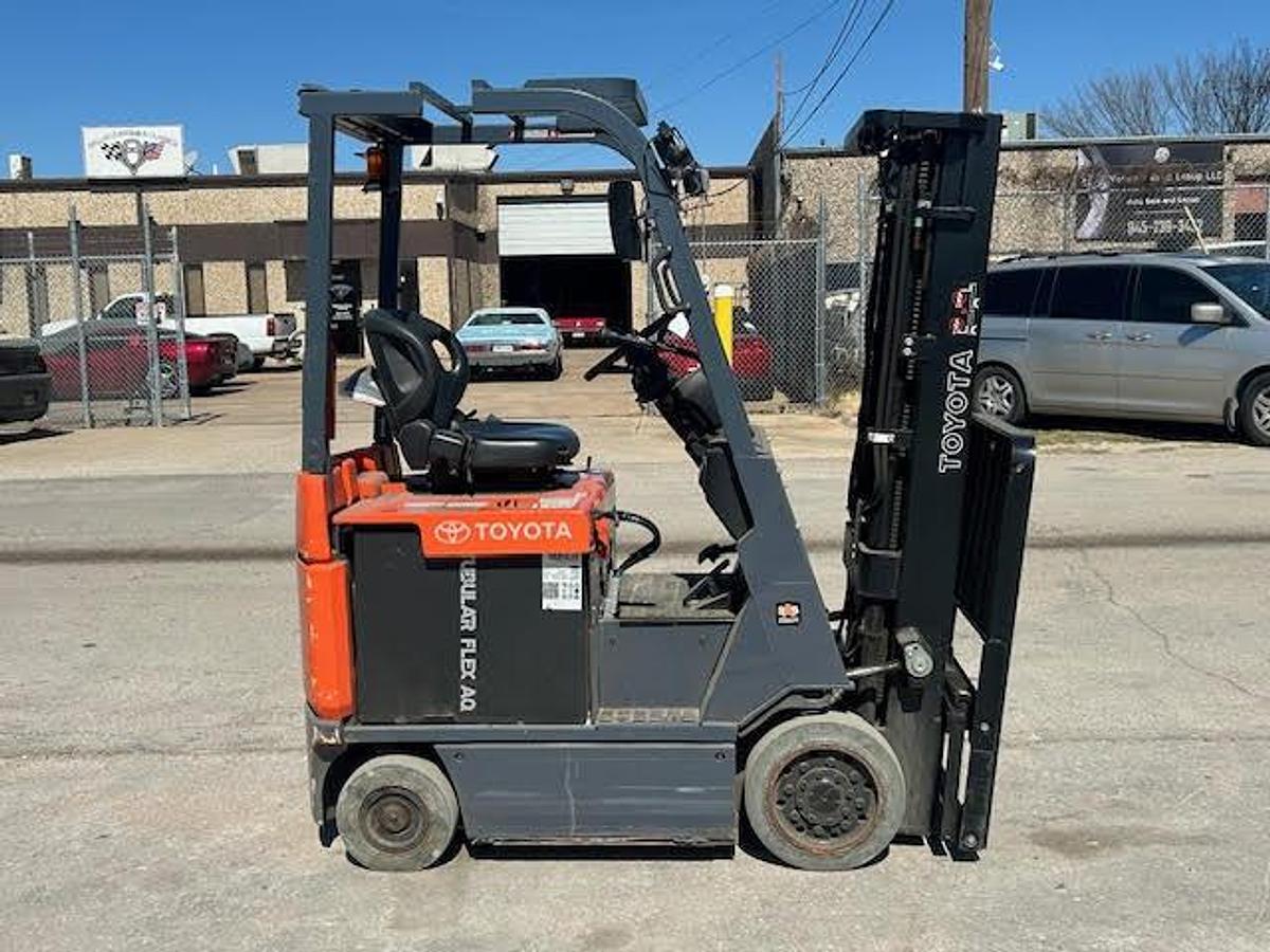 Used 2017 Toyota 7FBCU15