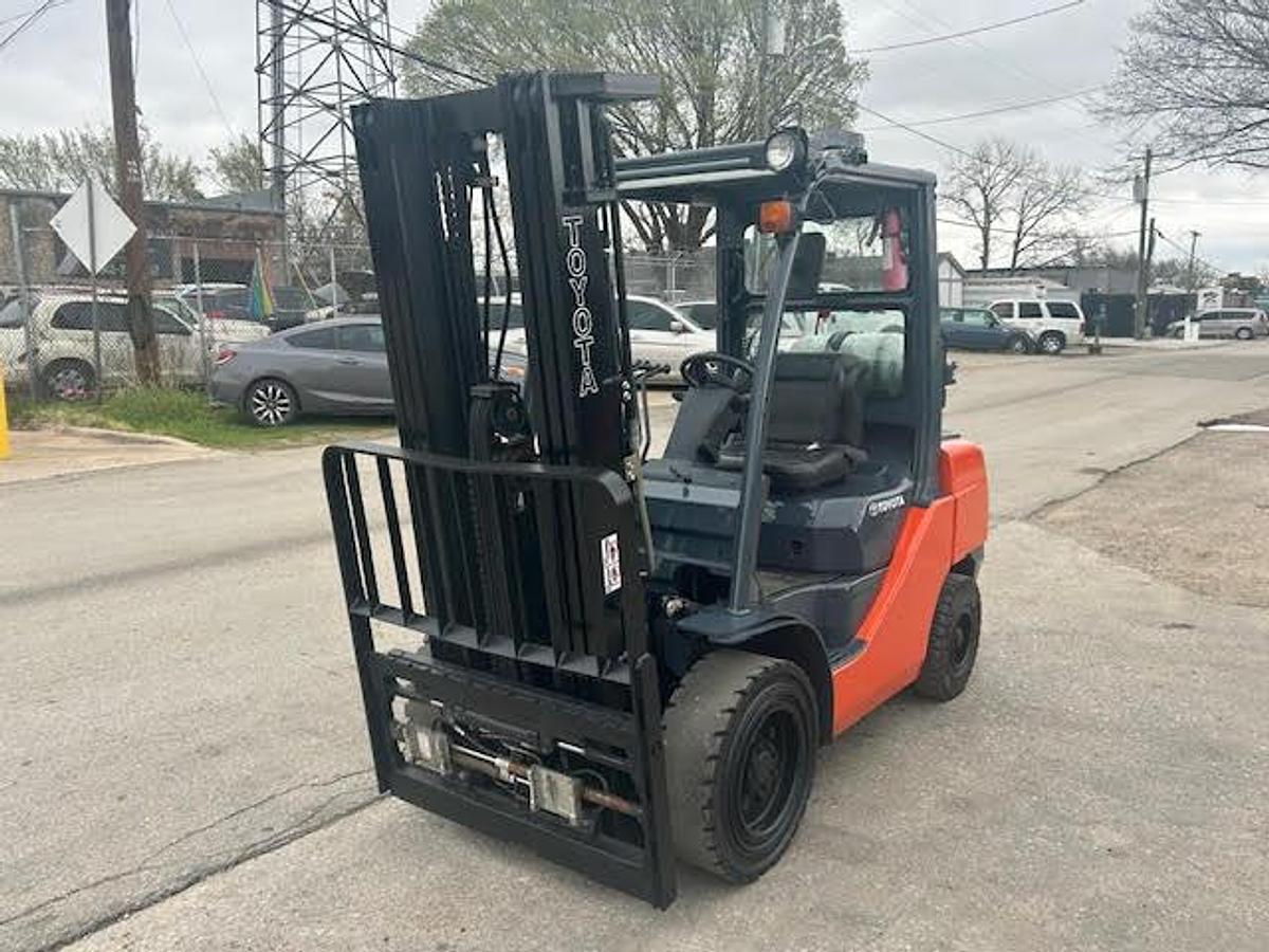Used 2010 Toyota 8FGU30