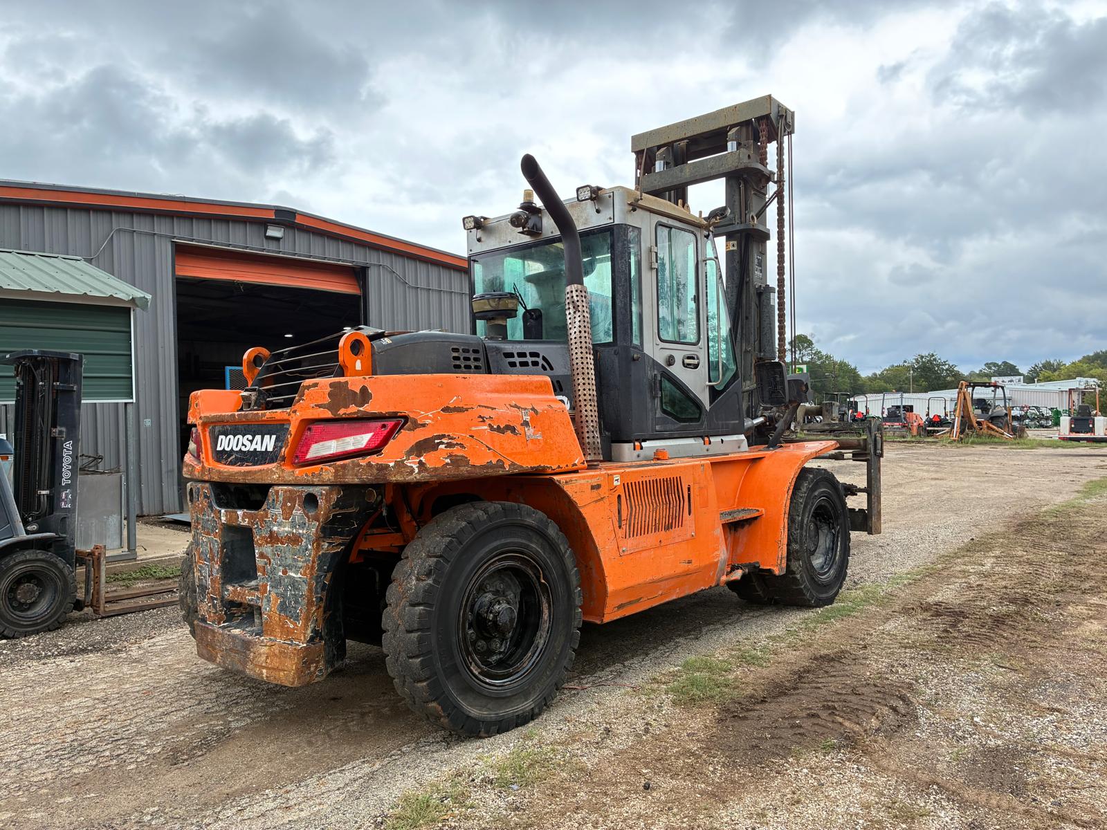 Used 2016 Doosan D160S-7