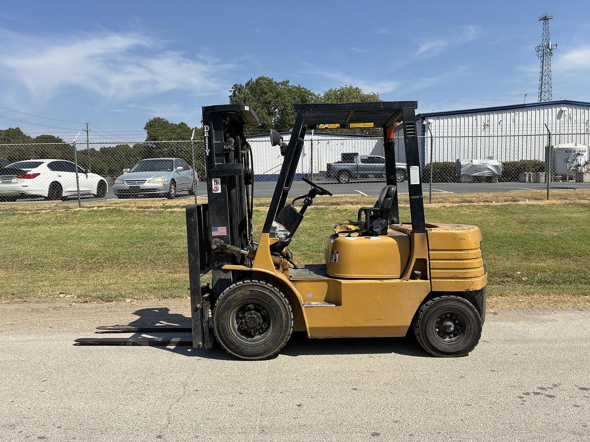 Used 1999 CAT DP25-DS