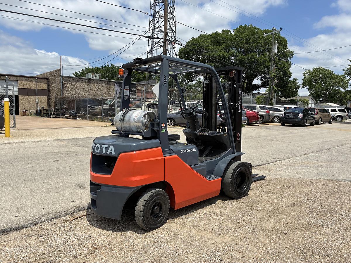 Used 2024 TOYOTA 50-8FGU25