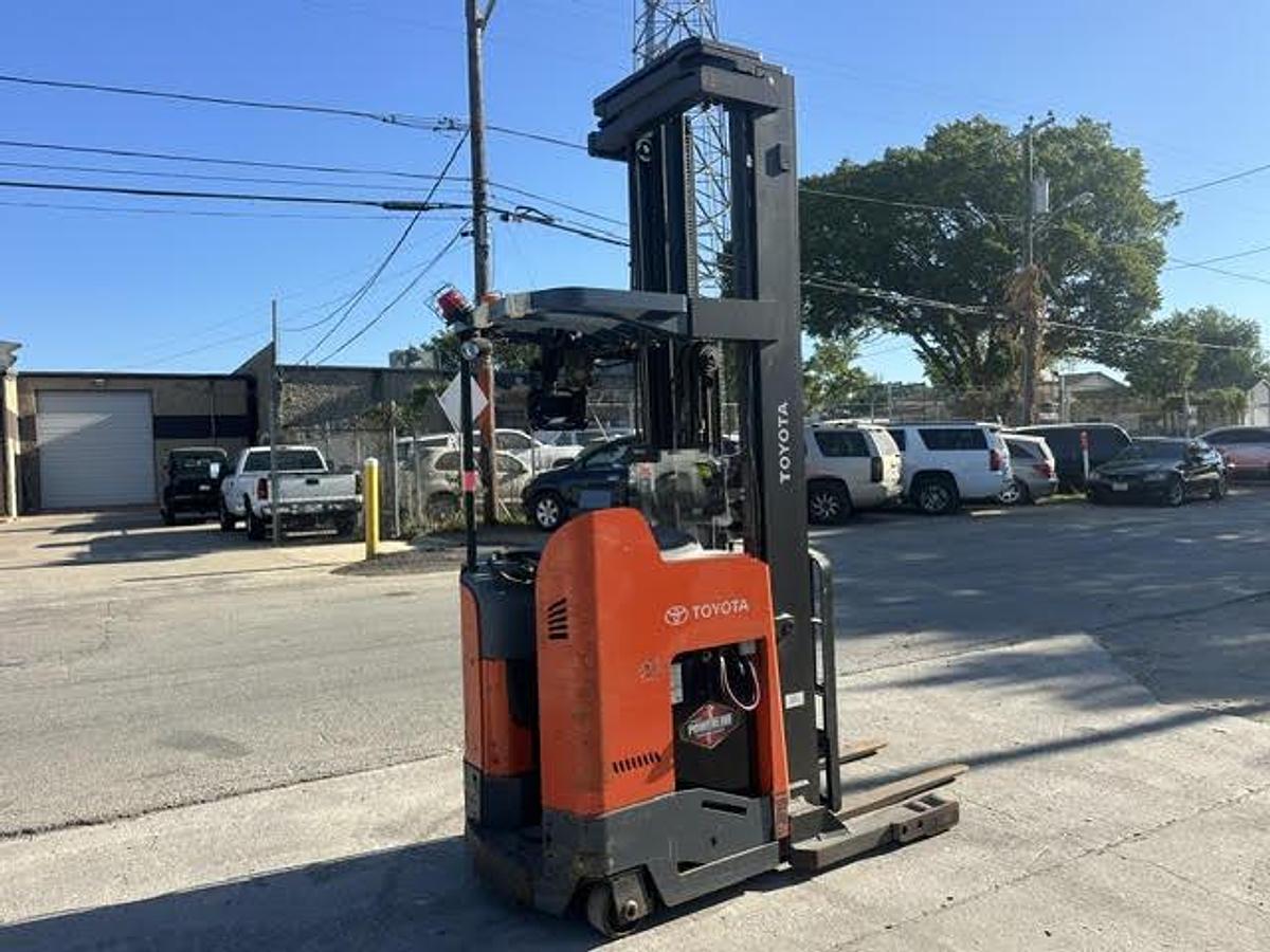 Used 2020 Toyota 9BRU23