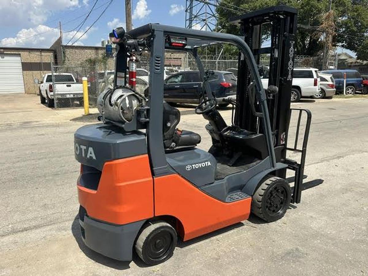 Used 2021 Toyota 8FGCU30 6000LBS