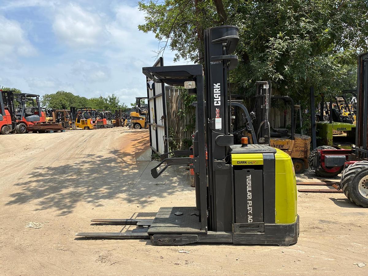 Used 2014 CLARK OSX15