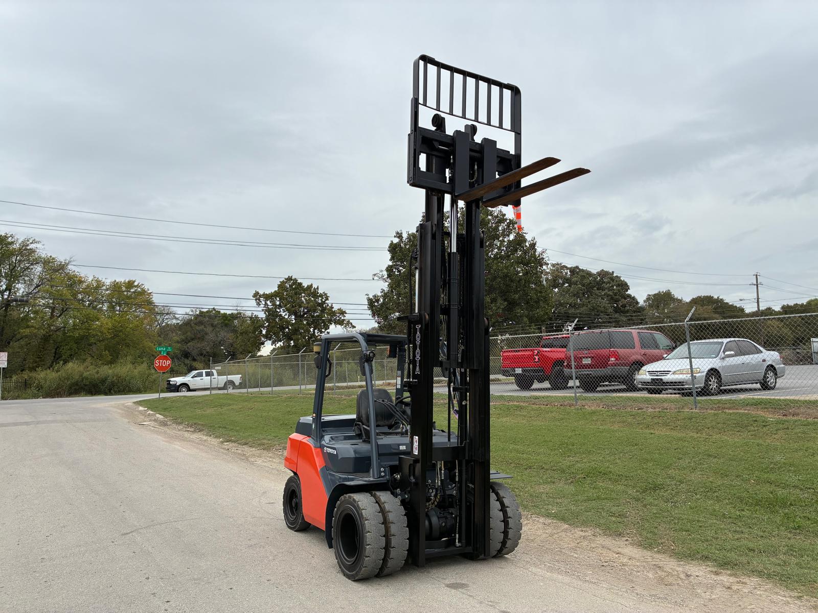 Used 2022 Toyota 8FD35U