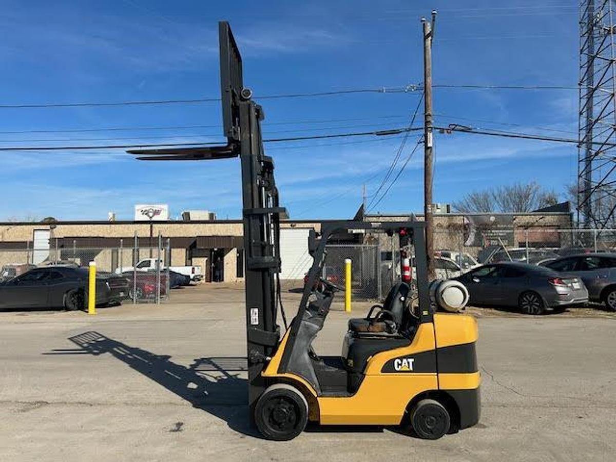 Used 2017 CAT 2C6000