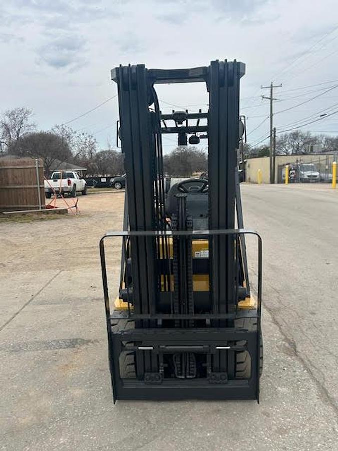 Used 2017 CAT 2C6000  6000LBS
