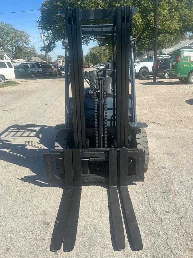 Used 2017 Toyota 8FDU25