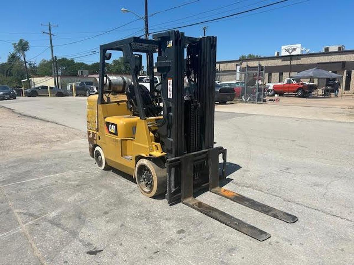 Used 2018 CAT GC45K