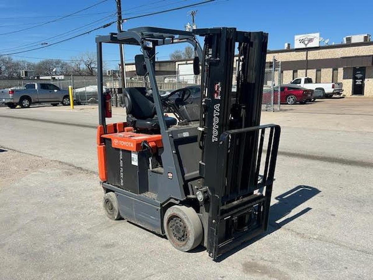 Used 2017 Toyota 7FBCU15