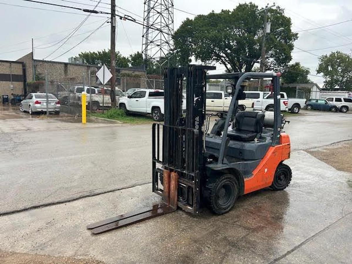 Used 2018 Toyota 8FGU20