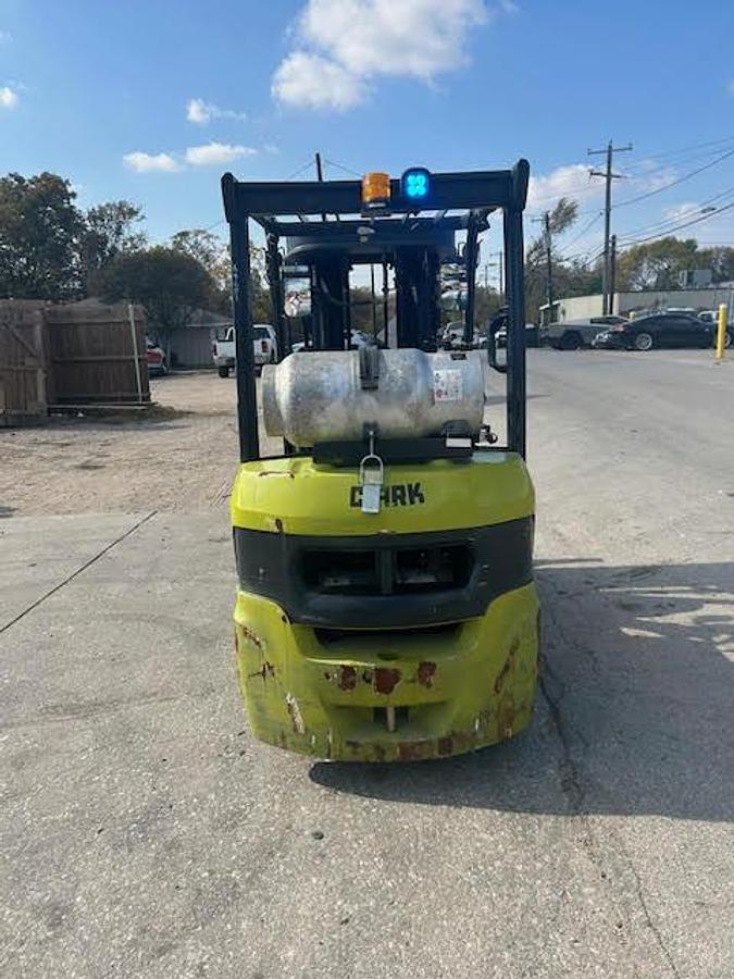 Used 2021 CLARK S25CL