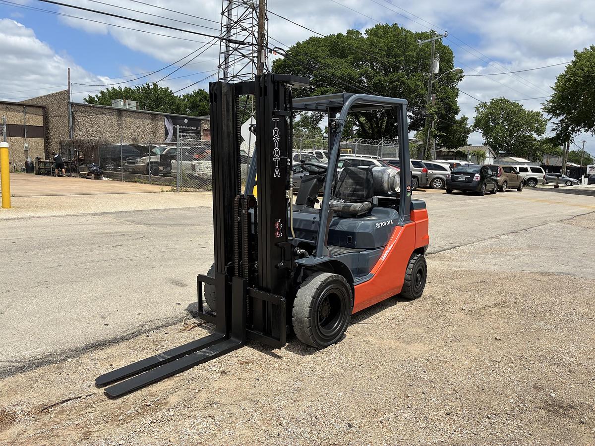 Used 2024 TOYOTA 50-8FGU25