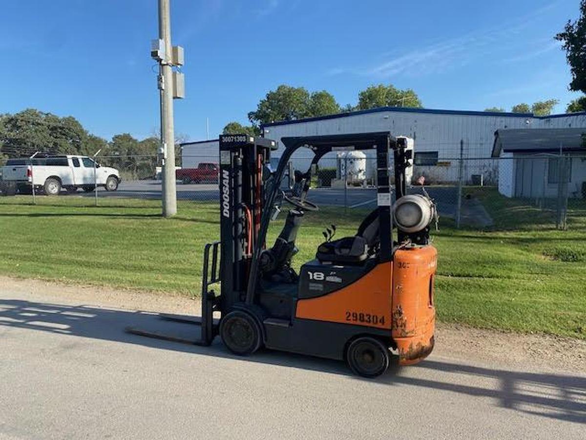 Used 2019 Doosan GC18S-5