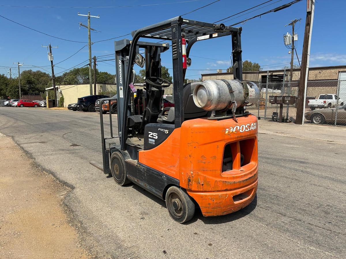 Used 2012 Doosan GC25E-5