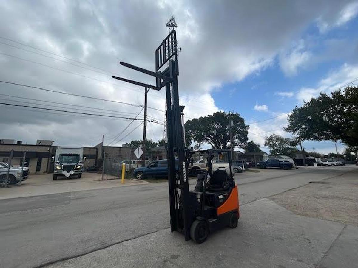 Used 2010 Doosan GC18S-5