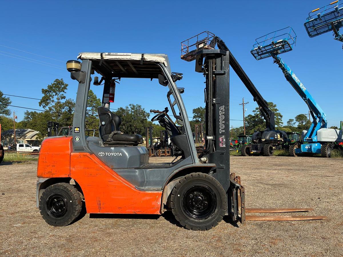 Used 2019 Toyota 8FDU25