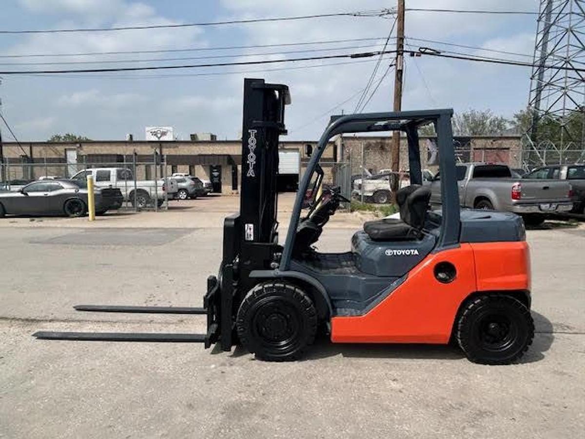 Used 2018 Toyota 8FDU35