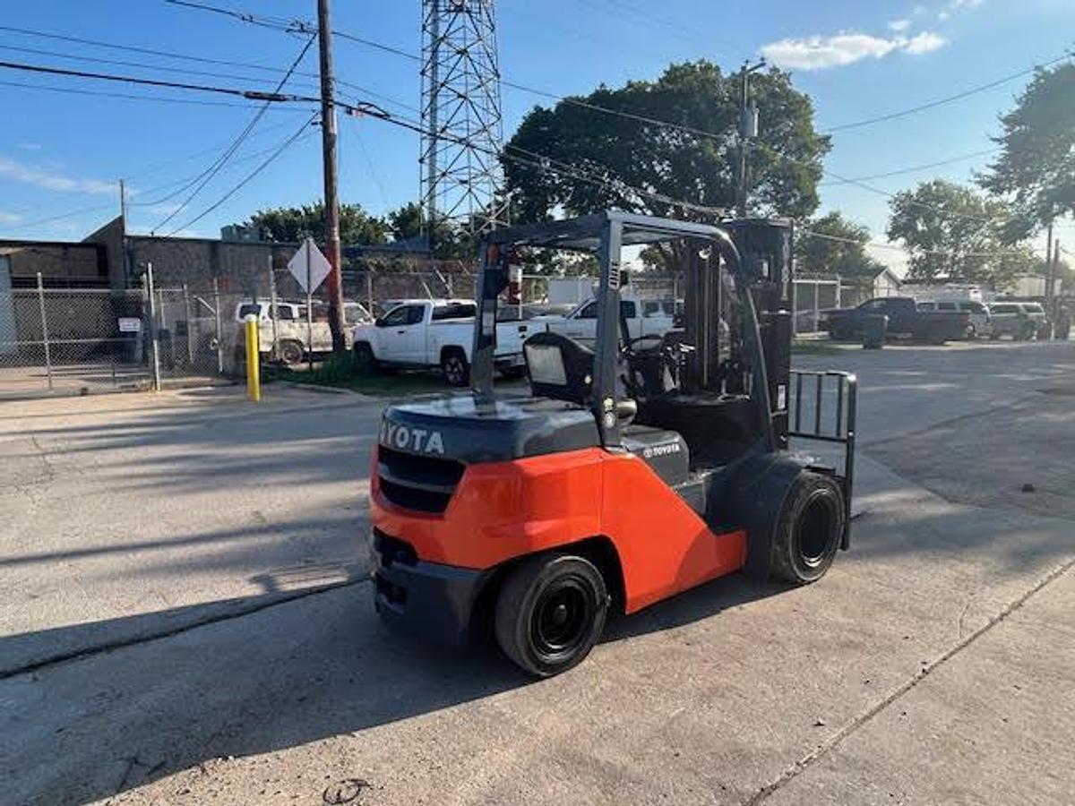Used 2014 Toyota 8FD40U