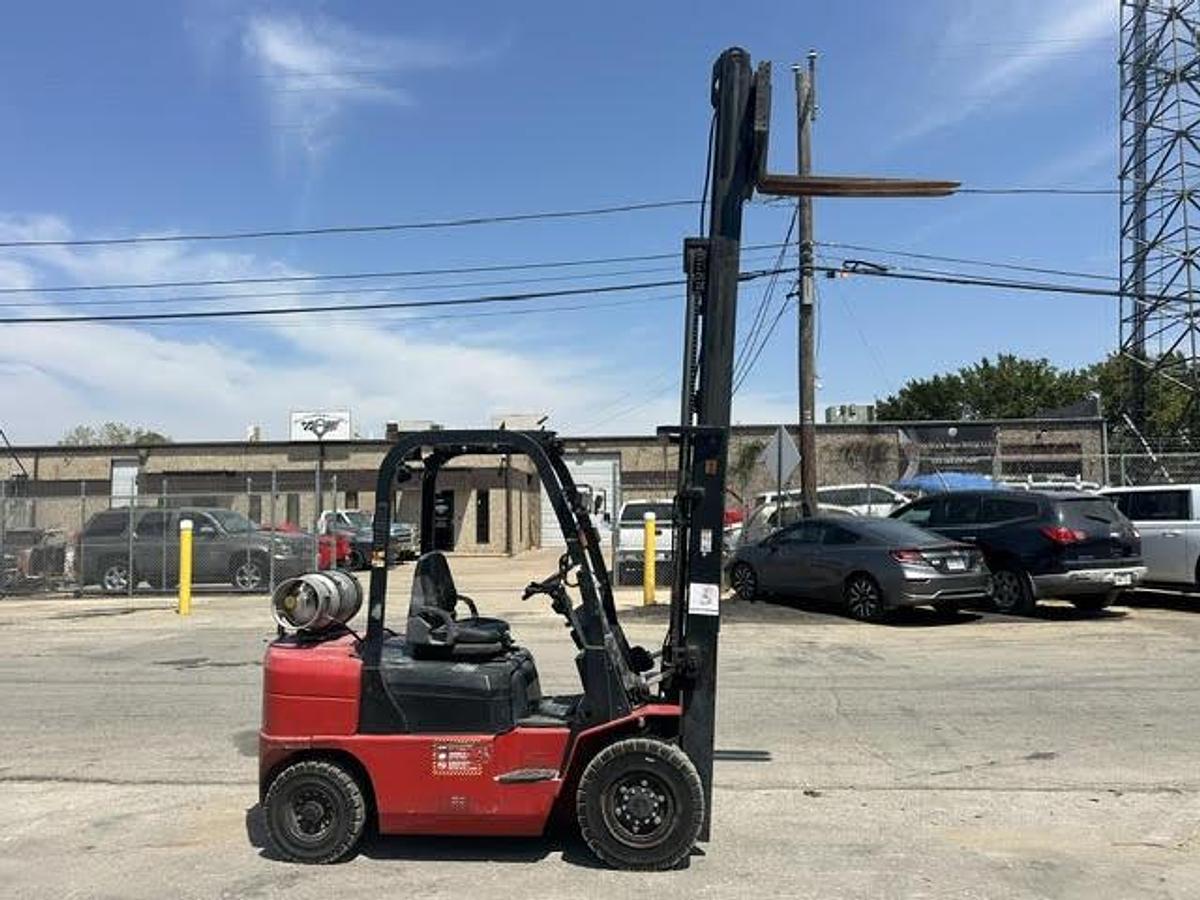 Used 2016 UTILEV JT25P