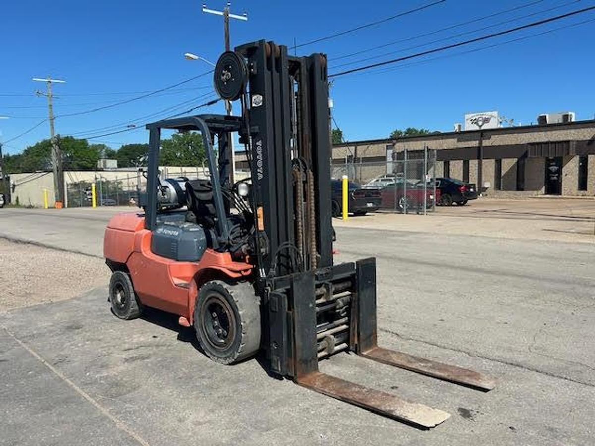 Used 2014 Toyota 7FGAU50  11,000LBS