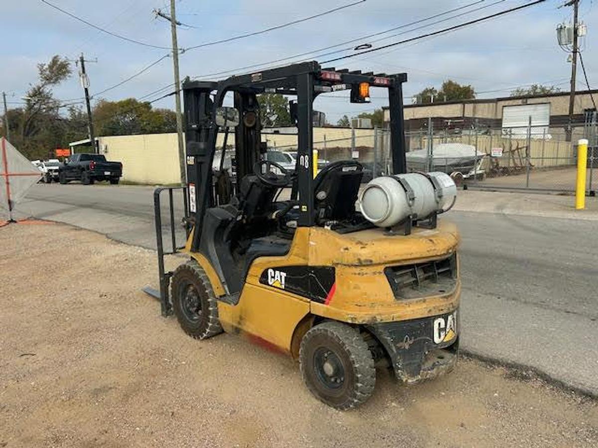 Used 2018 CAT GP25N 5000LBS