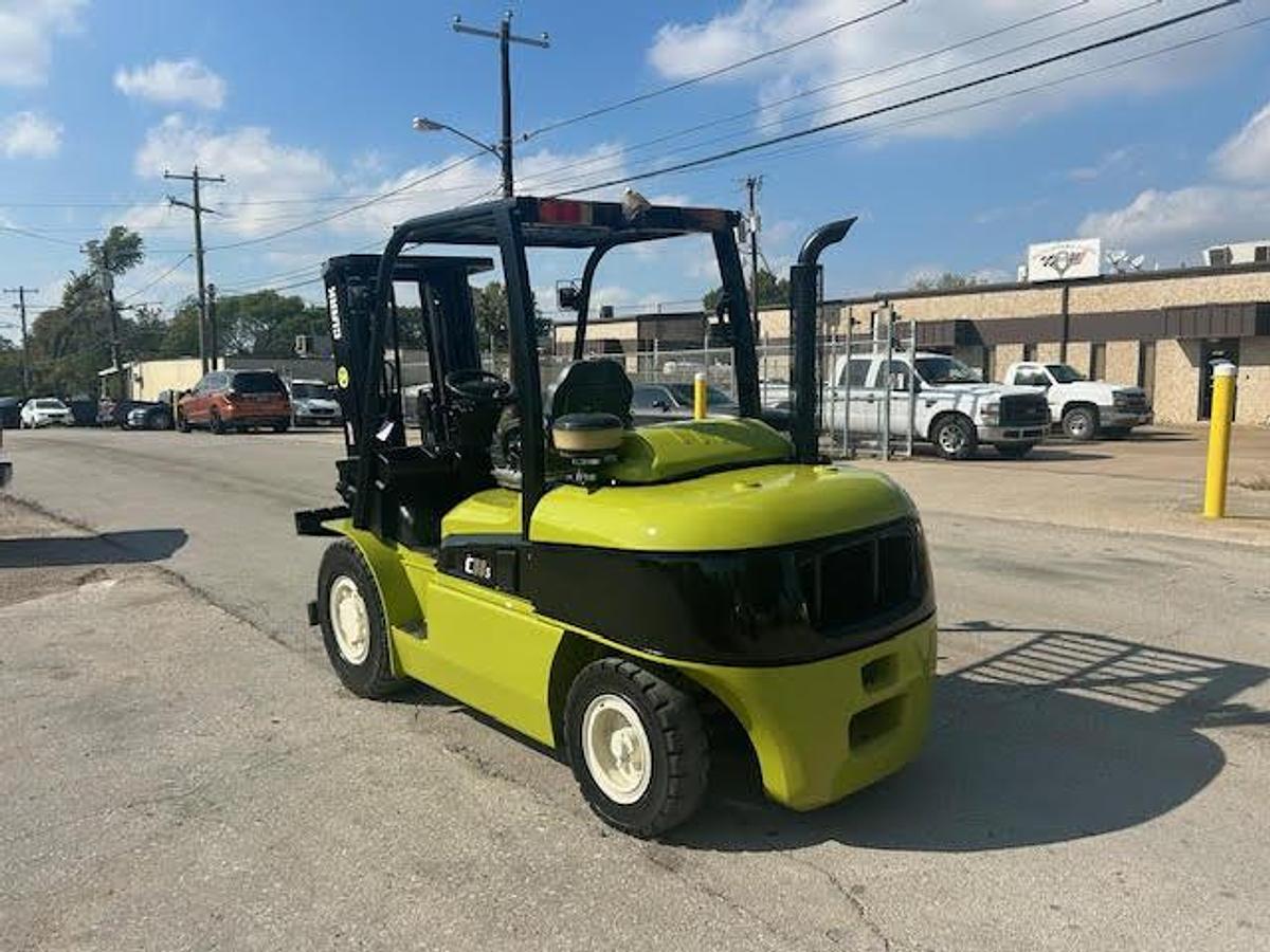 Used 2019 CLARK C55SD