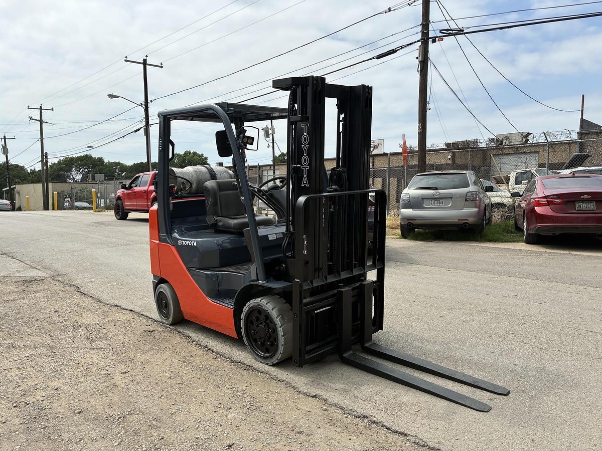 Used 2014 Toyota 8FGCU25