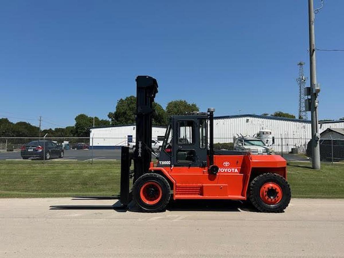 Used 1997 Toyota T3000D