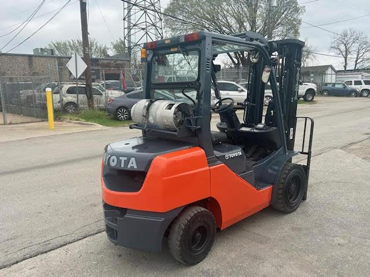 Used 2010 Toyota 8FGU30