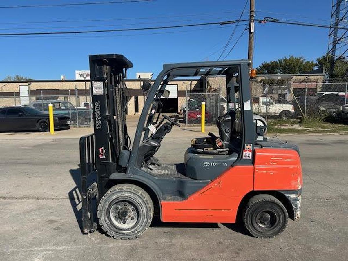 Used 2016 Toyota 8FGU32 6500LBS 