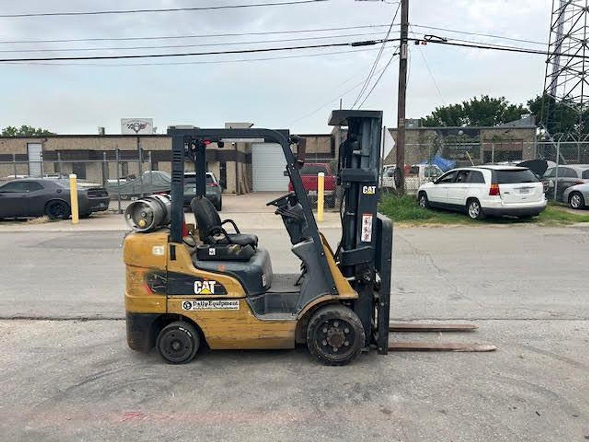 Used 2017 CAT 2C6000