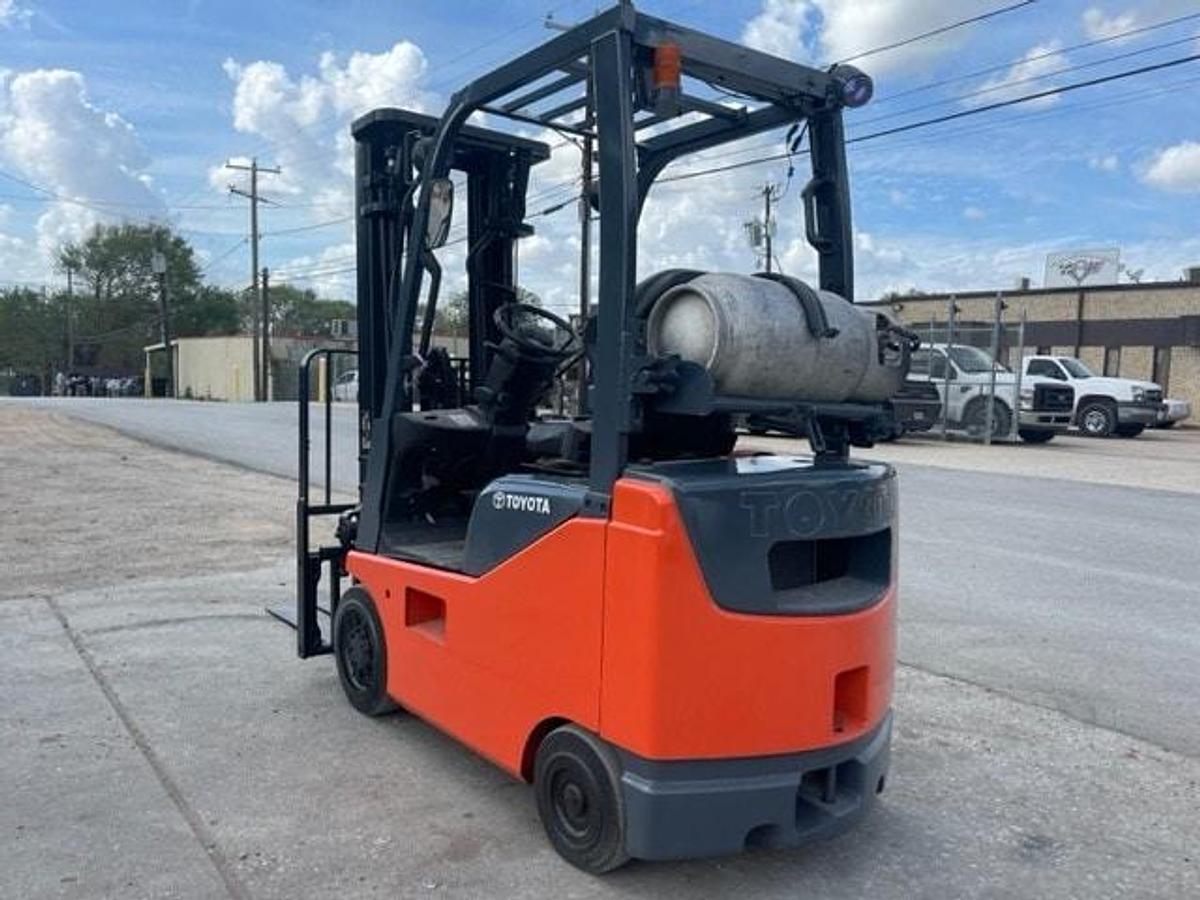 Used 2011 Toyota 8FGCU15