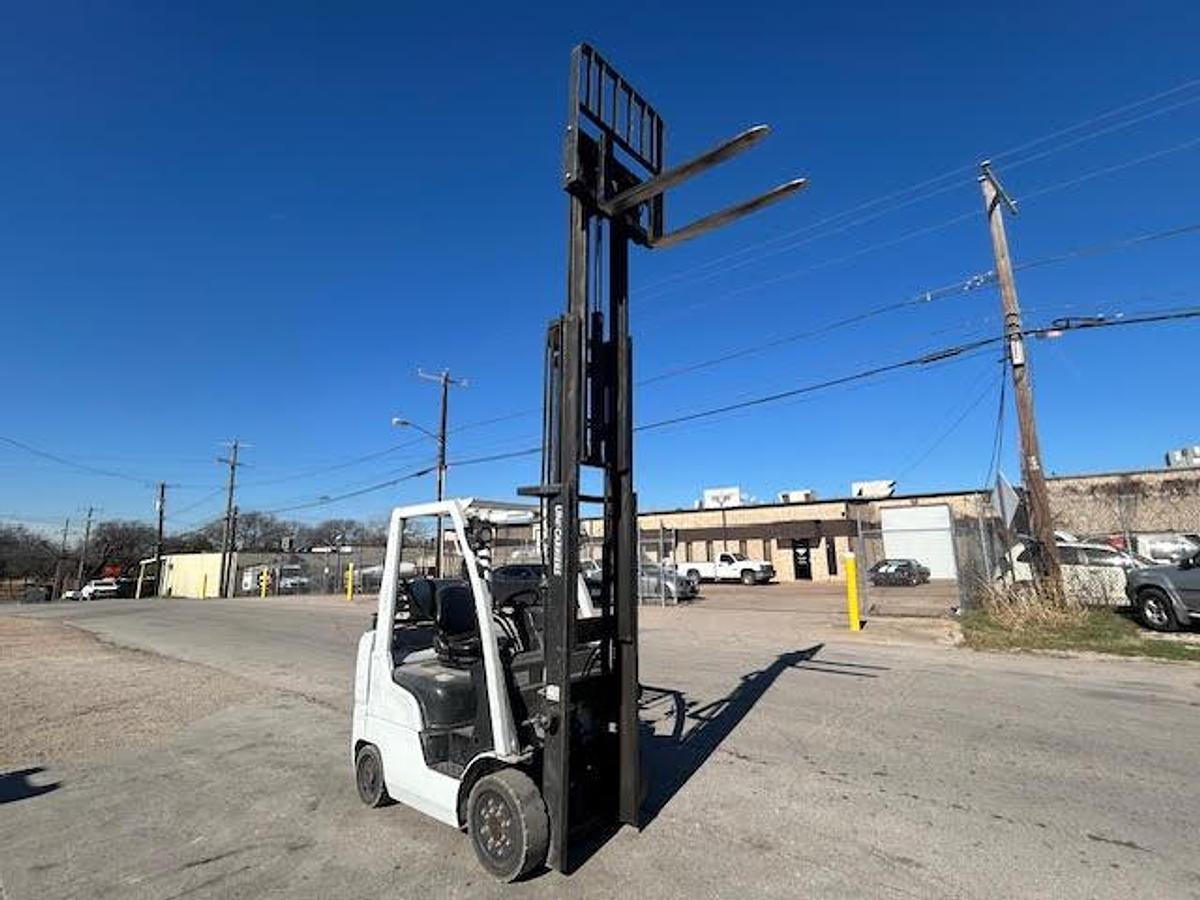 Used 2016 UniCarriers 5000LBS