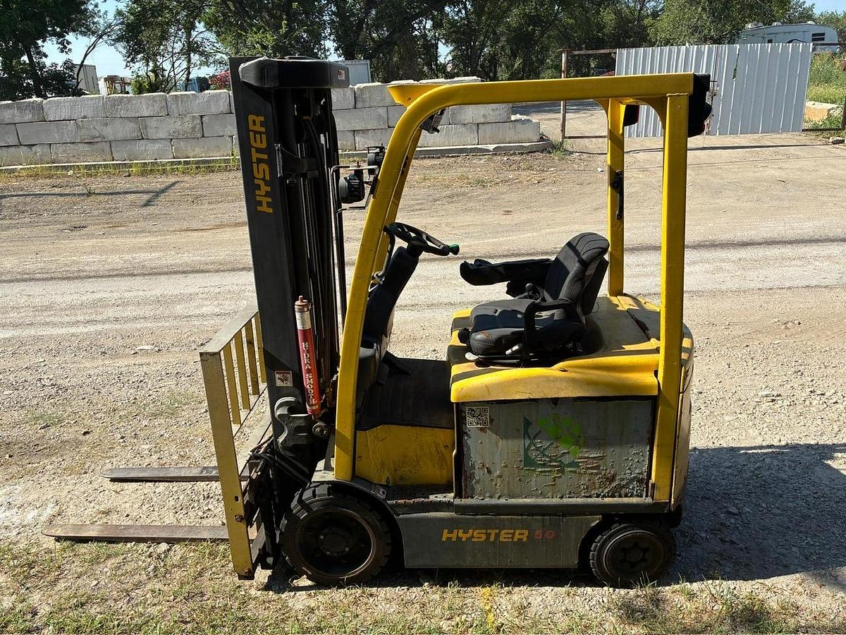 Used 2014 HYSTER E50XN-33