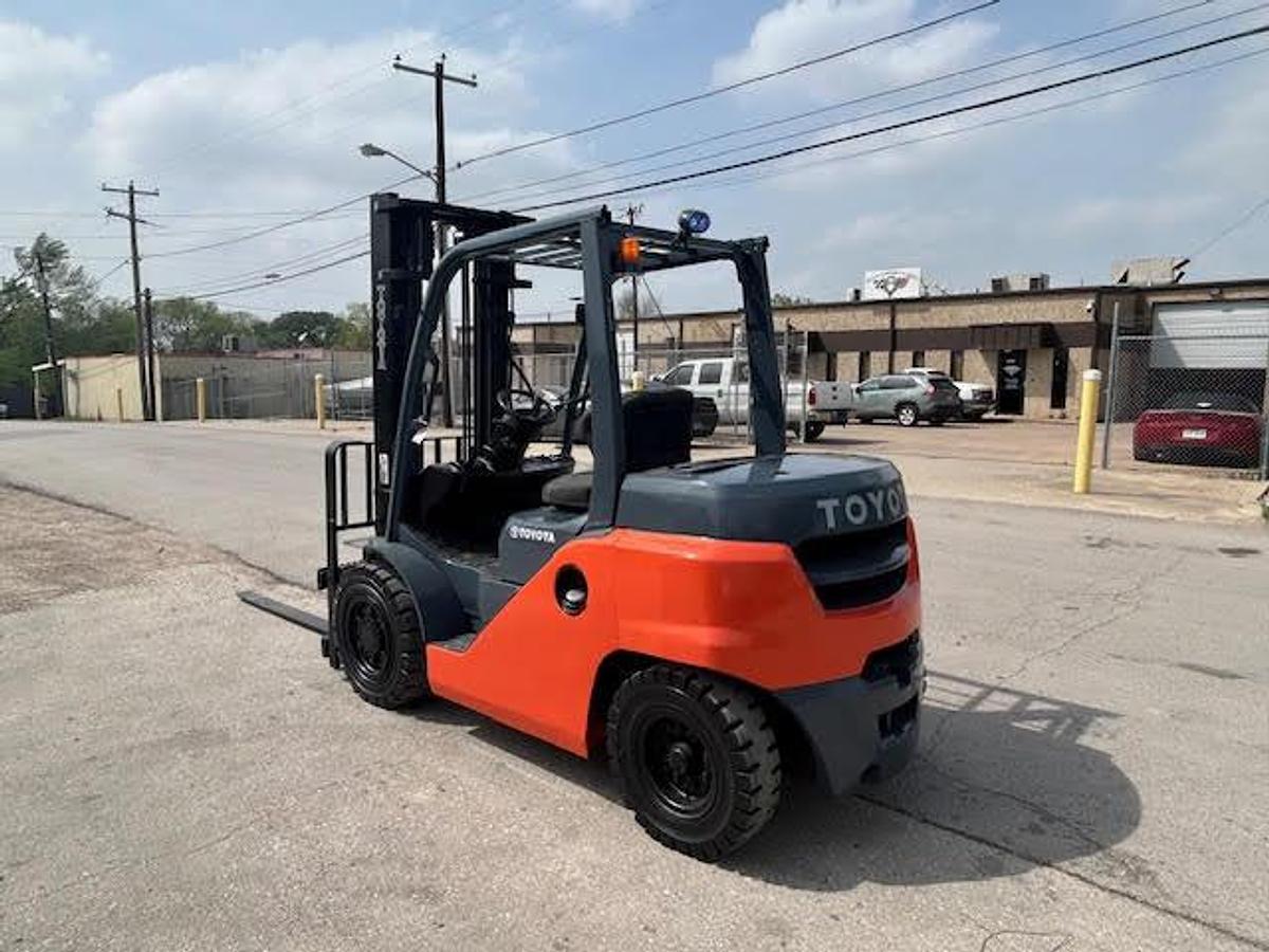 Used 2018 Toyota 8FDU35