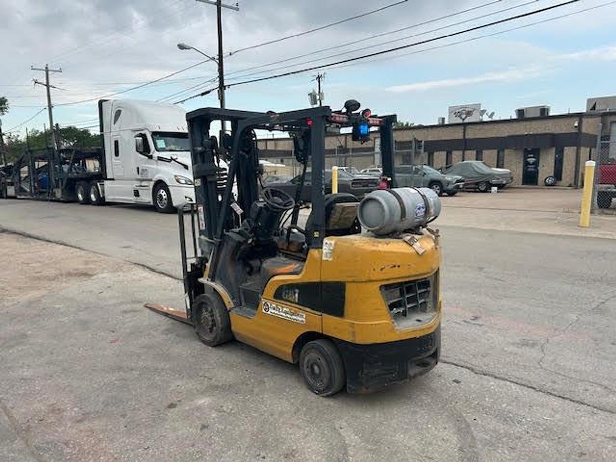 Used 2017 CAT 2C6000